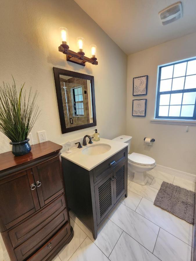 The Villa Orlando@College Park. Sleeps16 Экстерьер фото